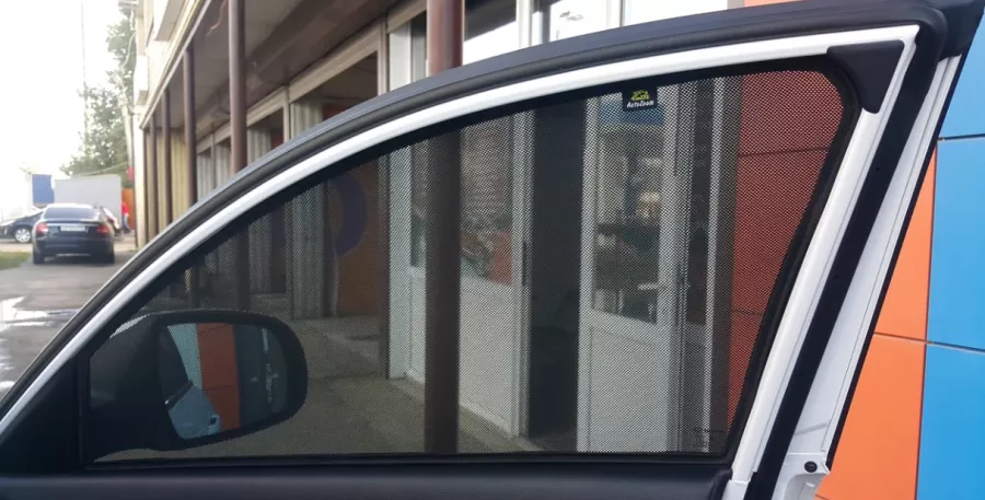 Центр установок автошторок Автозум в Краснодаре: Автолюбителям, Автомобили, Автошторки, Автотюнинг, Авто аксессуары,