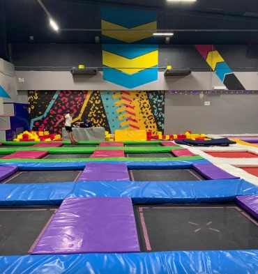 Батутный парк "Shpak"