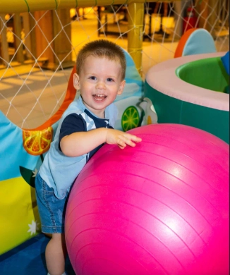 Батутный центр "Левенцовский"