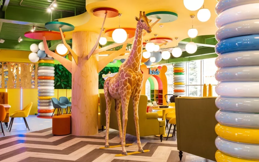 Ресторан Герой Арена в Сочи: Еда, Итальянская кухня, Заказ столиков, Детское меню, Европейская кухня, Детская комната, Кафе, Кавказская кухня,