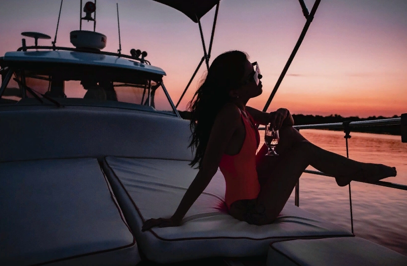 "Прогулки на Яхте в Ростове"