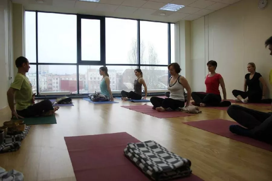 Йога клуб Нараяна в Ростове-на-Дону: Йога, Медитация, Растяжка, Yoga, Фитнес-йога,