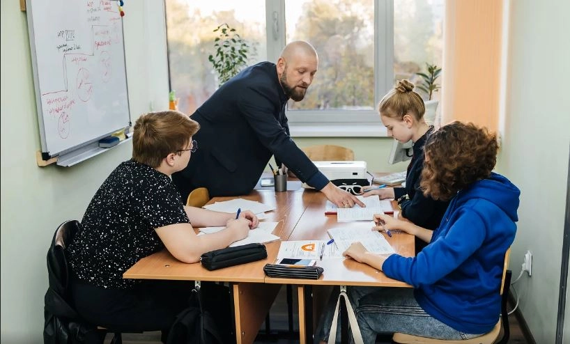 Образовательный центр Экстерн в Ростове-на-Дону: Школа, Учимся,
