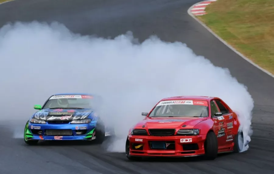Прокат автомобилей Drift Arena в Ростове-на-Дону: Автолюбителям, Прокат, Дрифт, Чилим,