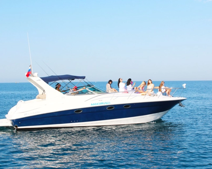Яхт-клуб Ex-booking в Анапе: Яхты, Морские прогулки, Морские развлечения, Прогулки на яхтах, Рыбалка,