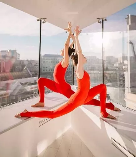 Студия растяжки TOPSTRETCHING в Ростове-на-Дону