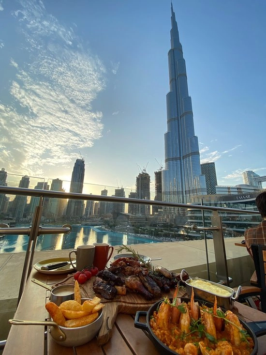 Африканский ресторан Tribes Carnivore в Дубаи: Еда, Ресторан, Экзотика, Танцы, Атмосфера,