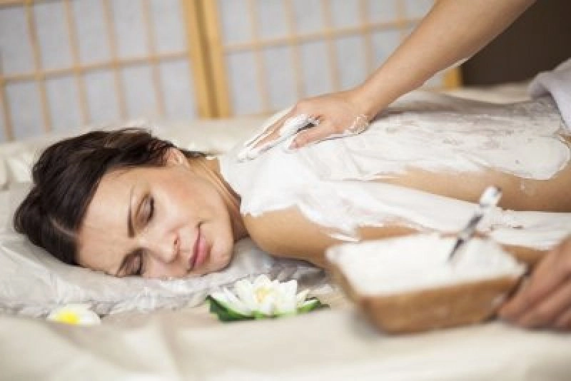 Cпа-салон Naturelife Spa Premium в Дубаи: Спа , Массаж , Хаммам , Бассейн , Обертывание , ОбМаникюр , Педикюр ,