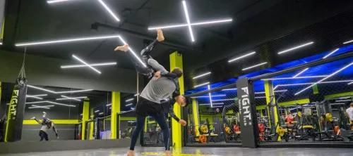 Фитнес-клуб Face to face fitness  в  Москве