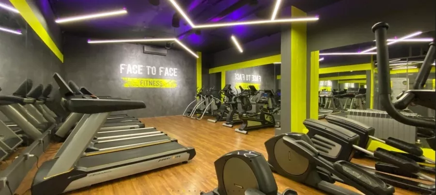 Фитнес-клуб Face to face fitness в Москве: Аэробика, Танцы, Персональный тренер, Сауна,