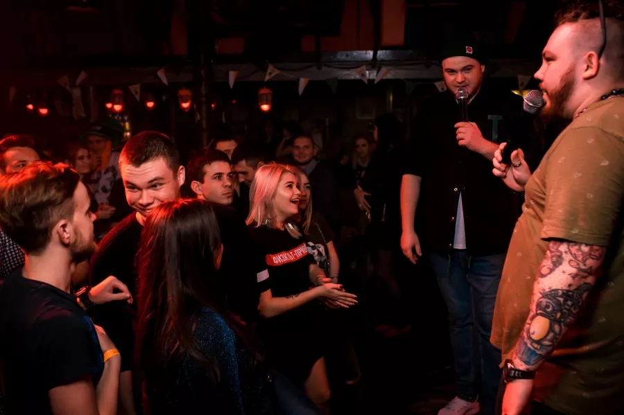 Ночной клуб Amsterdam Bar в Краснодаре: Ночной клуб, Бар, Вкусная Еда, Танцпол, Танцы, Музыкально, Вкусные коктейли,
