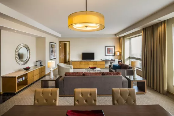 Отель "Swissôtel Al Ghurair" 5*