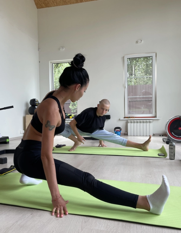Фитнес-клуб Elite fit pro studio в Москве: Аэробика, Детский уголок, Кроссфит, Женский зал, Стретчинг, Фитбол, Фитнес для детей, Фитнес для беременных, Персональный тренер, Фитнес бар, TRX тренировки, Массаж,
