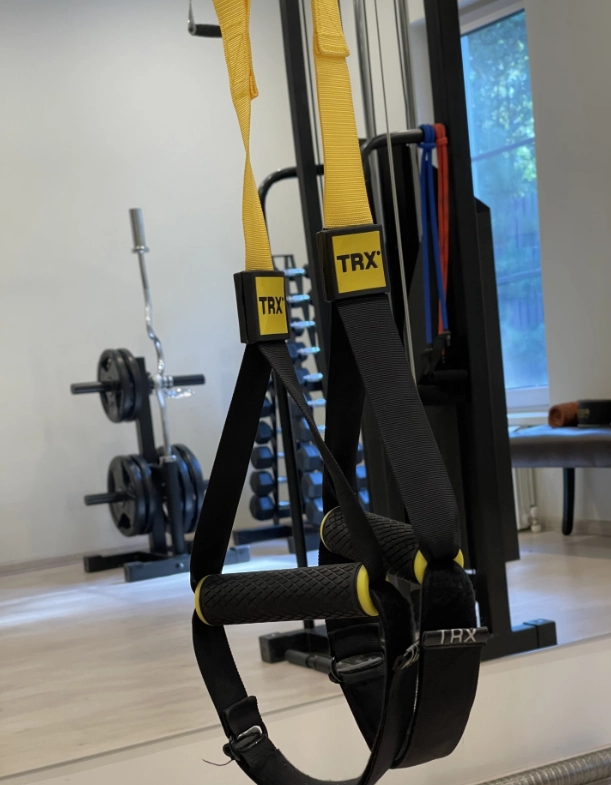 Фитнес-клуб Elite fit pro studio в Москве: Аэробика, Детский уголок, Кроссфит, Женский зал, Стретчинг, Фитбол, Фитнес для детей, Фитнес для беременных, Персональный тренер, Фитнес бар, TRX тренировки, Массаж,