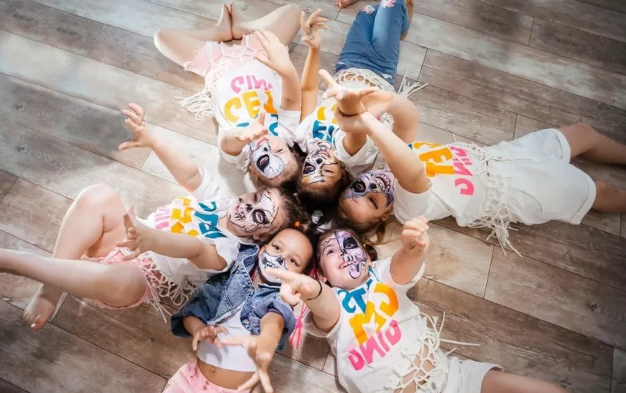 Школа танцев Primetime Kids в Анапе: Джаз-модерн, Джаз-фанк, Дэнсхолл, Контемп, Стретчинг, Хип-хоп, Зумба, Детские танцы,