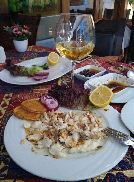 Ресторан - Last Ottoman Cafe & Restaurant в Стамбуле: Ресторан, Покушать, Высокая кухня , Морепродукты, Барбекю,