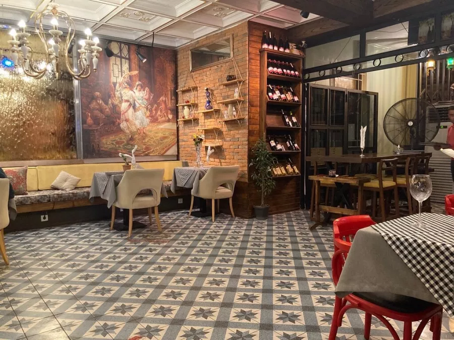 Ресторан - Las Tapas Restaurant в Стамбуле: Ресторан, Кафе, Морепродукты, Еда,