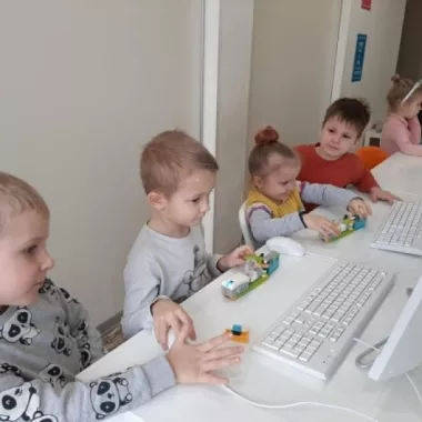 Школа программирования для детей "КОДОЛОГИЯ"
