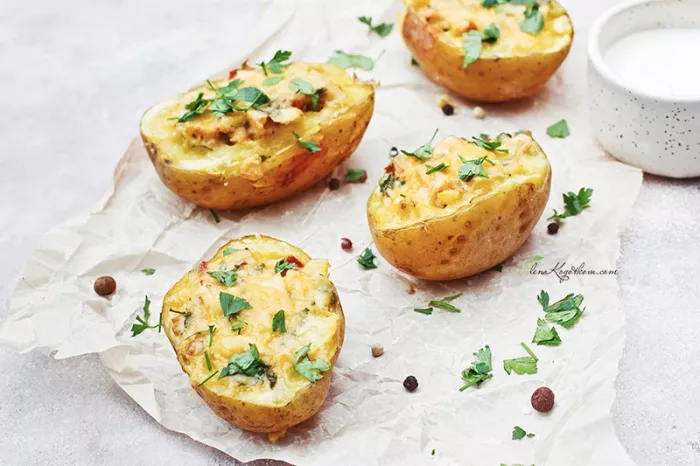 Кафе "Крошка Картошка".