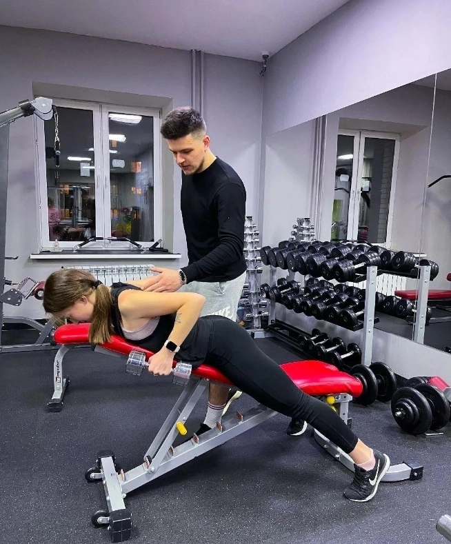 Фитнес-центр Avrora Fitness в Москве: Аэробика, Боевые искусства, Детский уголок, Стретчинг, Фитнес для детей, Фитнес для беременных, Персональный тренер, Фитнес бар, Массаж, Солярий, Танцевальные программы,