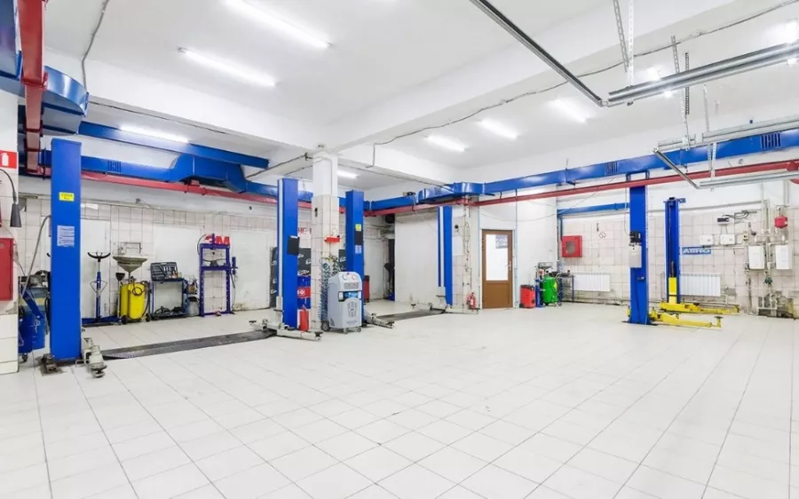 Автотехцентр по ремонту автомобилей ТТС Моторс в Москве: Авторемонт, Автозапчасти, Услуги переоборудования, Компьютерная Диагностика, Развал-Схождение, Установка Фаркопа,