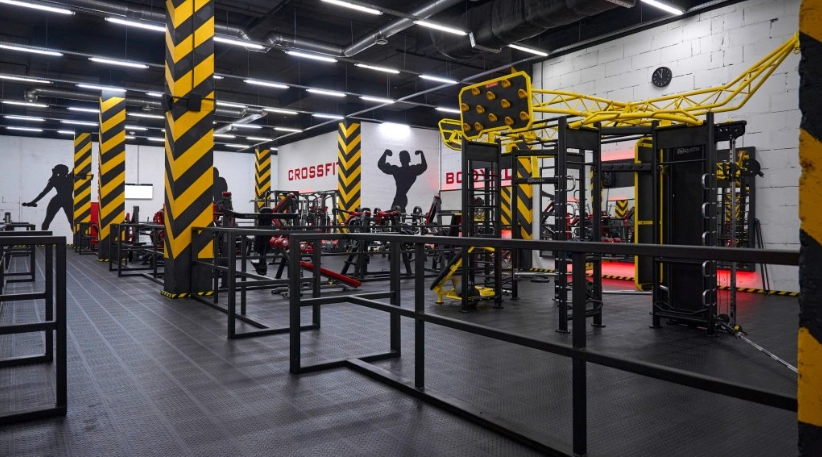 Фитнес-клуб King`s gym fitness в Москве: Аквааэробика, Аэробика, Боевые искусства, Бодифлекс, Бассейн,