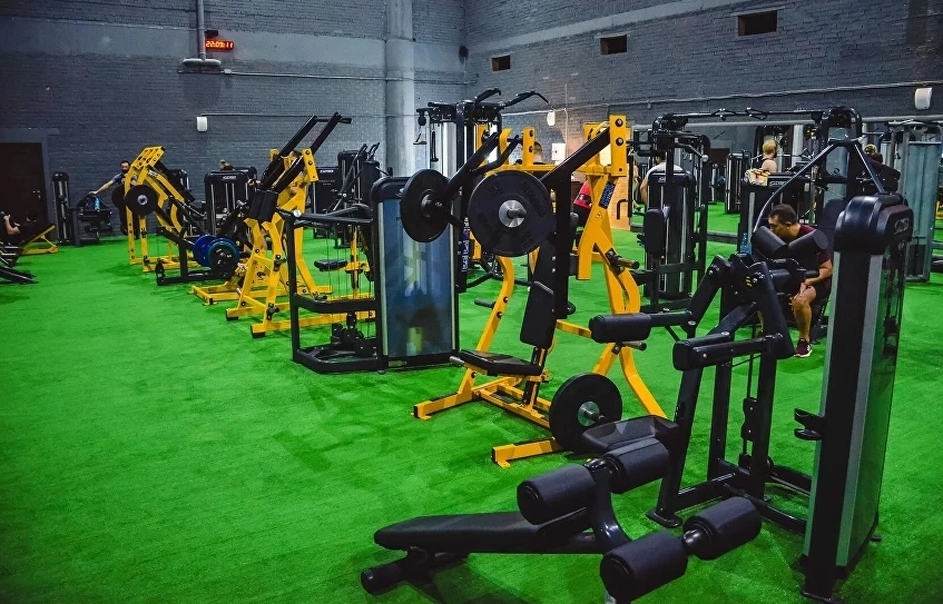 Фитнес-центр Fitness city в Москве: Аквааэробика, Аэробика, Боевые искусства, Детский уголок, Йога, Бассейн,