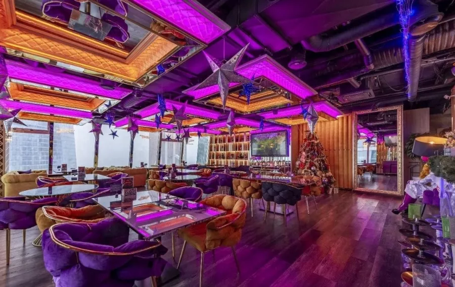 Центр паровых коктейлей Nebo Lounge в Москве: Европейская кухня, Американская кухня, Японская кухня, Бизнес-ланч, Ресторан, Живая музыка,