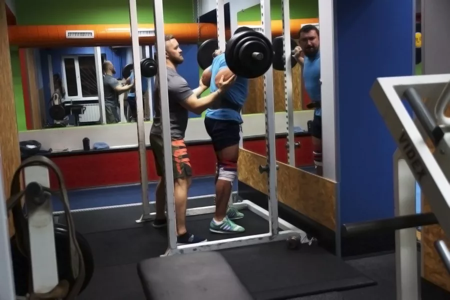 Тренажёрный зал Full Power Fit в Москве: Боевые искусства, Детский уголок, Кроссфит, Персональный тренер, Фитнес бар,