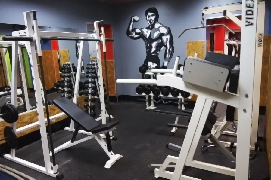 Тренажёрный зал Full Power Fit в Москве: Боевые искусства, Детский уголок, Кроссфит, Персональный тренер, Фитнес бар,
