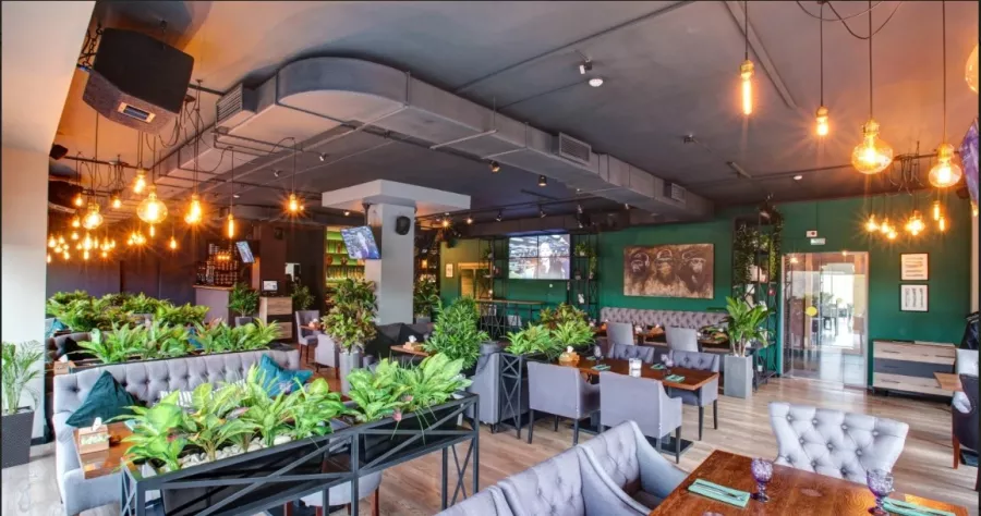 Лаундж-бар Rich lounge в Москве: Красивый вид, Винная карта, Танцпол, Можно с ноутбуком, Европейская кухня,