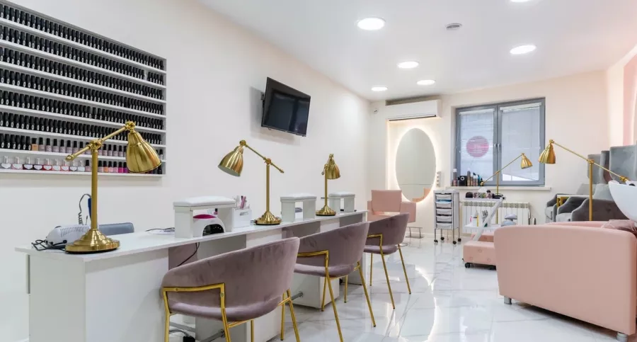 Студия красоты Liu beauty в Москве: Маникюр, Педикюр, Окрашивание, Косметология, Ногти, Ресницы, Массаж, Волосы,