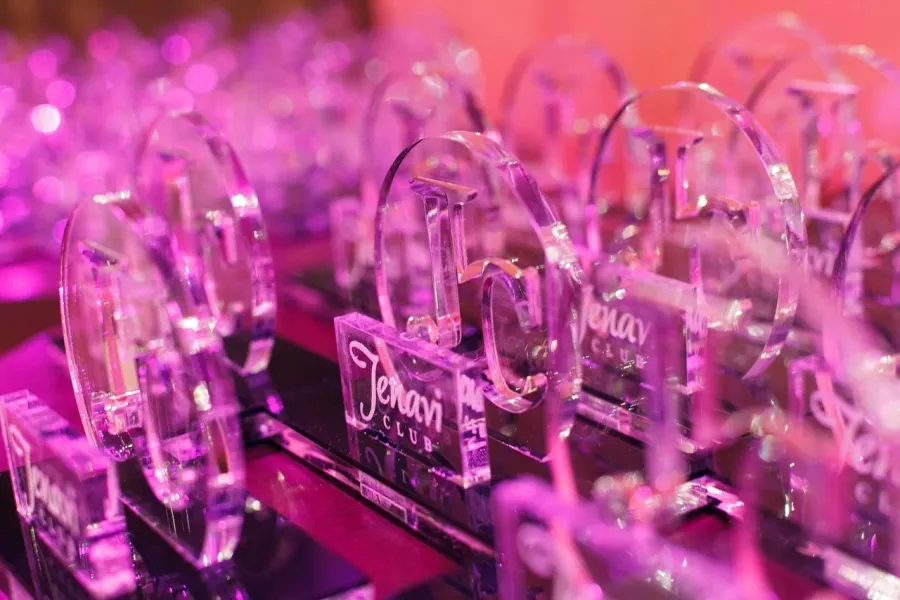 Школа танцев Jenavi Club в Санкт-Петербурге: Для всей семьи, Хореография, Хип-хоп, Бачата, Музыка,