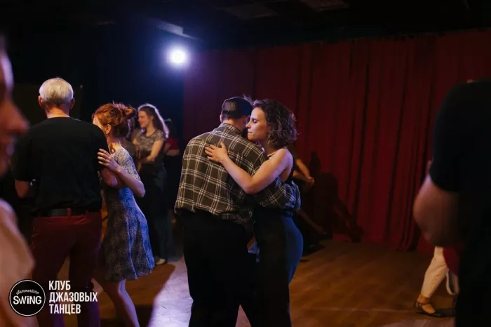 Школа танцев "Summertime Swing"