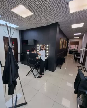 Салон красоты "MOSCOW BEAUTY".