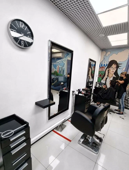 Салон красоты MOSCOW BEAUTY в Москве: Маникюр, Педикюр, Стрижка, Сложное окрашивание, Ногти, Волосы, Ресницы, Косметология,