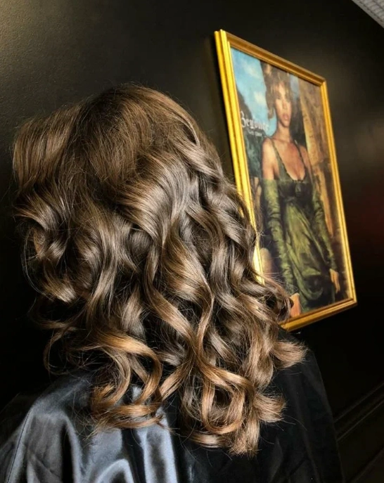 Салон красоты MOSCOW BEAUTY в Москве: Маникюр, Педикюр, Стрижка, Сложное окрашивание, Ногти, Волосы, Ресницы, Косметология,
