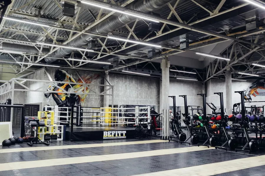 Спортивный клуб Befitt в Москве: Разовые посещения, Аэробика, Боевые искусства, Йога, Кроссфит, Стретчинг, Фитнес для детей, Персональный тренер, Сауна, Солярий,