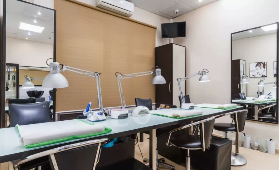 Салон красоты Paul Mitchell в Москве: Маникюр, Стрижка, Окрашивание, Педикюр,