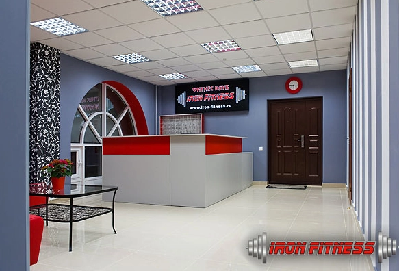 Фитнес-клуб Iron fitness в Москве: Разовые посещения, Аэробика, Йога, Кроссфит, Пилатес, Стретчинг, Танцы, Фитбол, Персональный тренер, Сауна, Солярий,