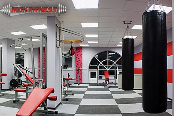 Фитнес-клуб Iron fitness в Москве: Разовые посещения, Аэробика, Йога, Кроссфит, Пилатес, Стретчинг, Танцы, Фитбол, Персональный тренер, Сауна, Солярий,