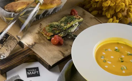 Кафе Март  в  Москве