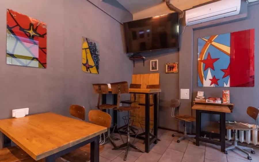 Бар Pub13 в Москве: Пивной бар, Настольные игры, Танцпол, Можно с собакой, Спортивные трансляции,