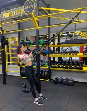 Фитнес-клуб "Pro100fitness".