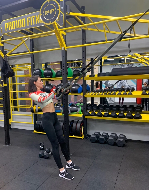Фитнес-клуб Pro100fitness в Москве: Персональный тренер, Групповые тренировки,