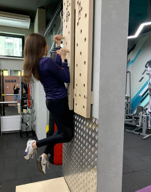 Фитнес-клуб Pro100fitness в Москве: Персональный тренер, Групповые тренировки,