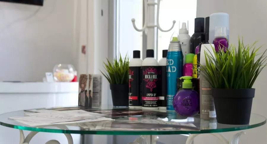 Салон красоты Beauty bar в Москве: Стрижка, Окрашивание, Массаж, Маникюр, Педикюр, Косметология,