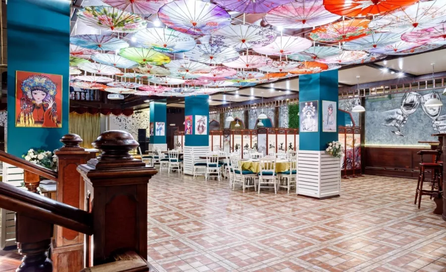 Ресторан Китай в Краснодаре: Живая музыка, Азиатская кухня, Бар, Танцпол, Еда, Заказ столиков,