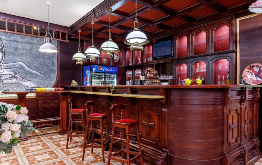 Ресторан Китай в Краснодаре: Живая музыка, Азиатская кухня, Бар, Танцпол, Еда, Заказ столиков,