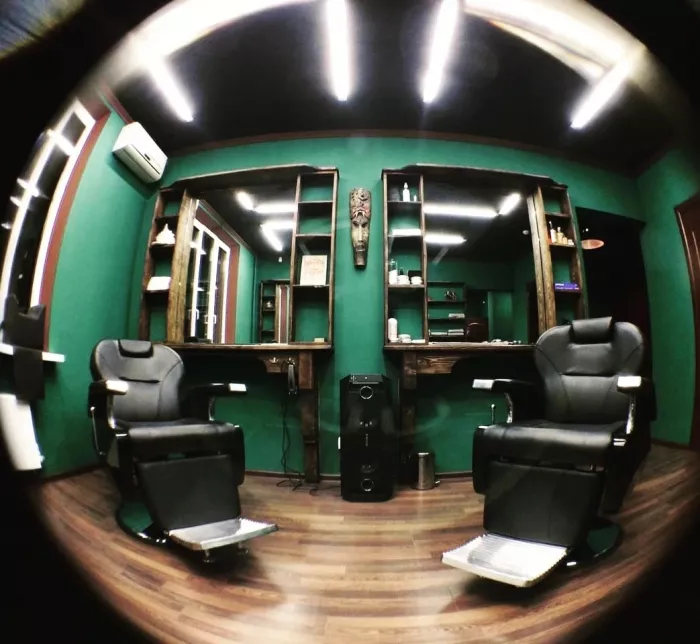 Барбершоп "RedWood"